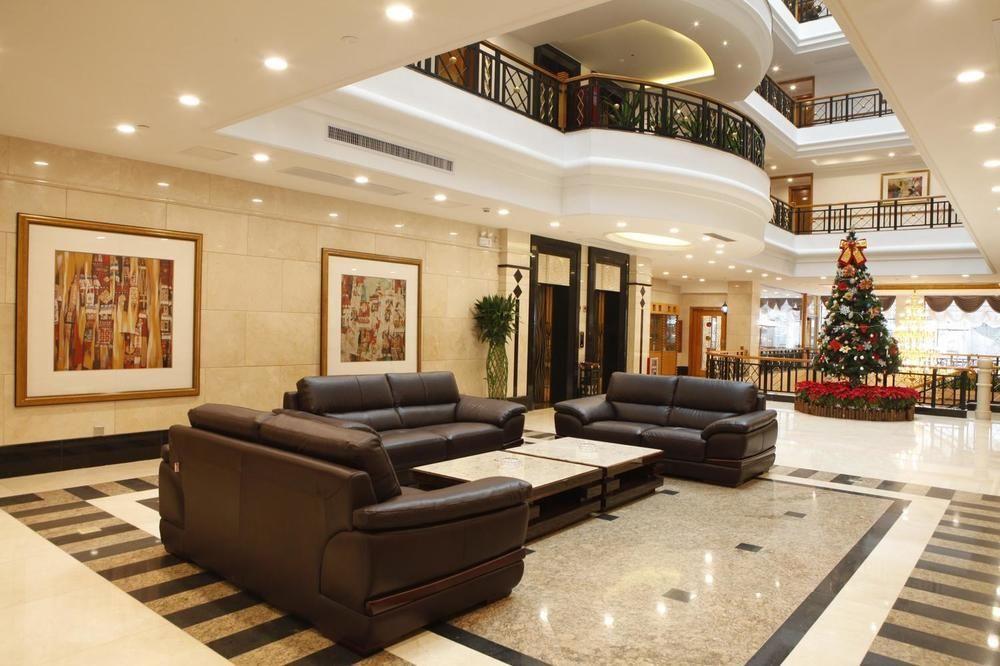 Guangzhou Yuehai Hotel Exterior photo